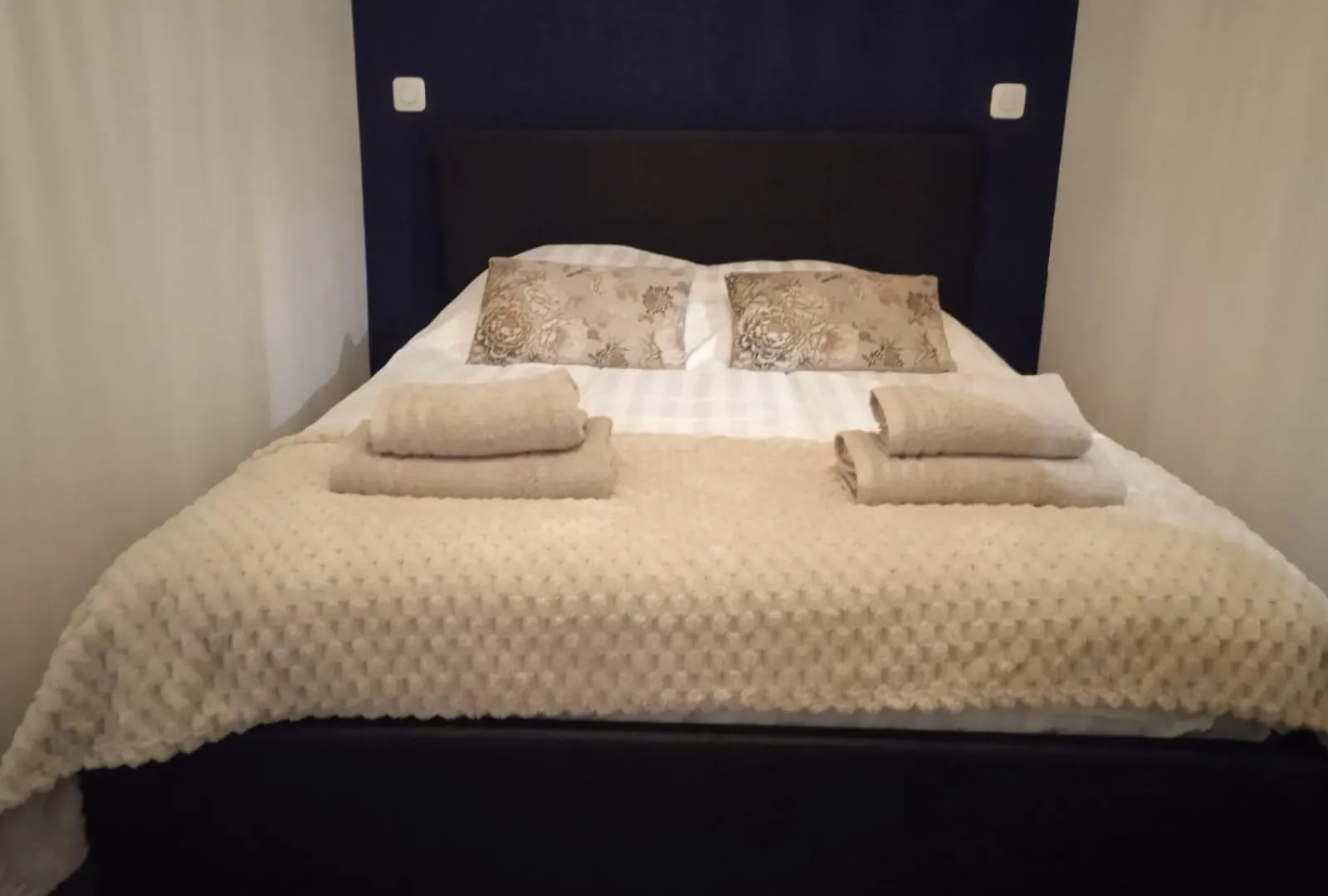 Paris Center, 1Br-4P, Sentier Apartment 0*,  France